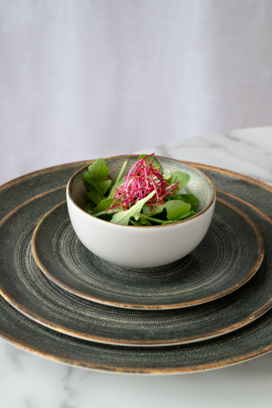 Assiette coupe rond gris anthracite porcelaine Ø 20 cm Terra Pro.mundi